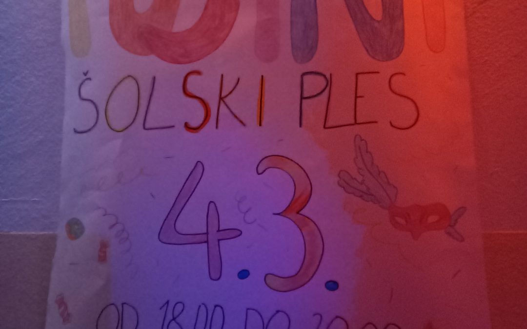 Pustni šolski ples